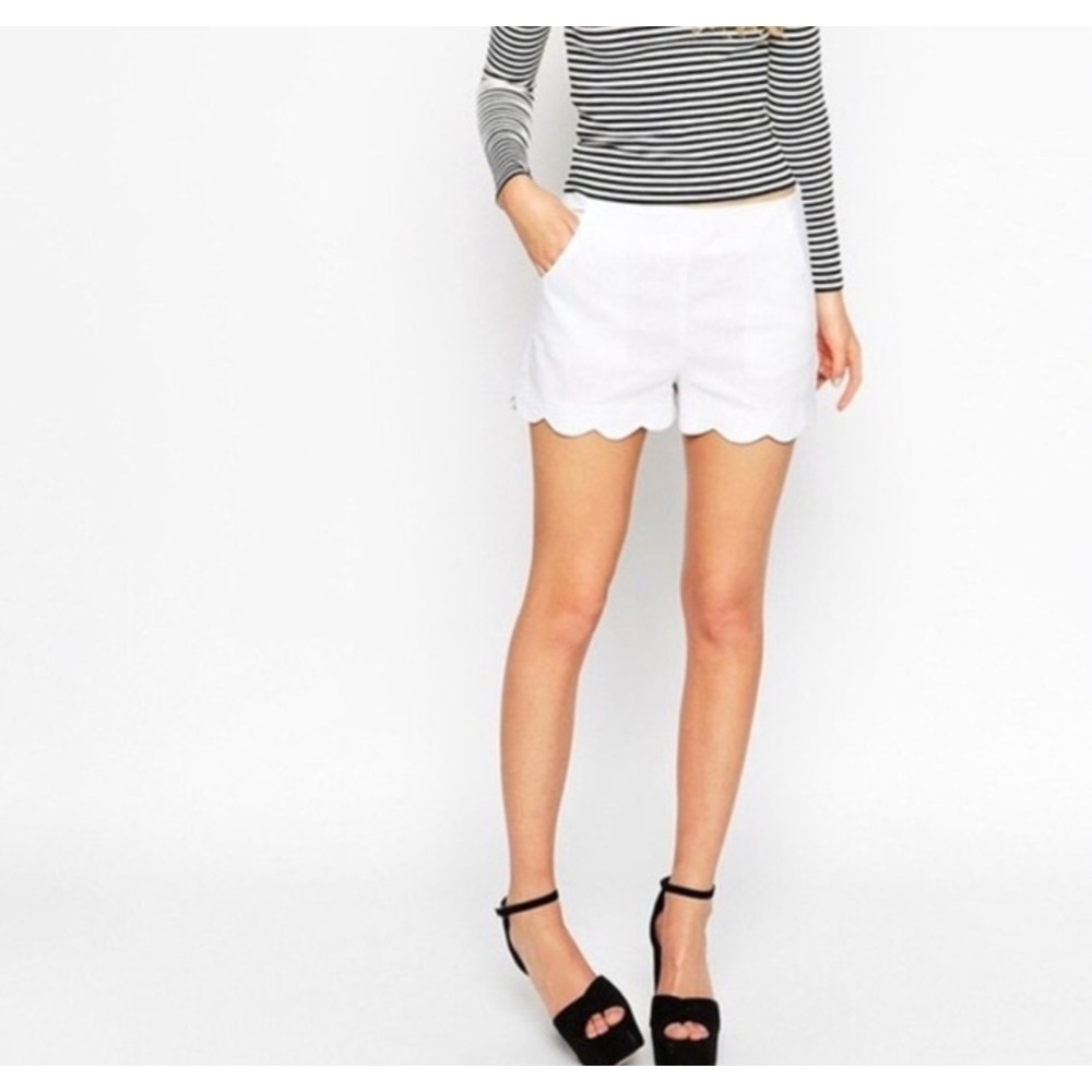 Cynthia Rowley White Linen Blend Women's Shorts with Scalloped Hem Size 2